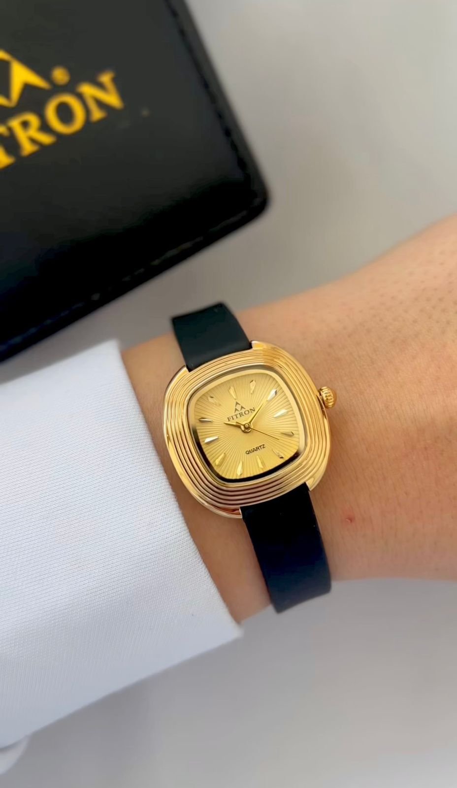 Fitron Woman Dream (golden)